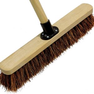 18” Stiff Broom Outdoor Heavy Duty with Wooden Handle Natural Bassine Hard Bristle Yard Brush Factory Warehouse Floors Commercial and Industrial Broom Strong Wooden Brush